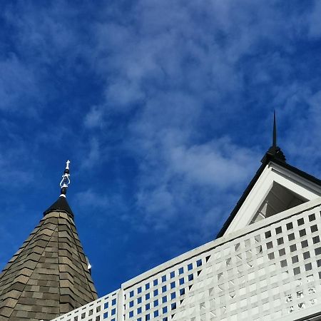 Vancouver Island Castle Cove Inn Chemainus Exterior photo